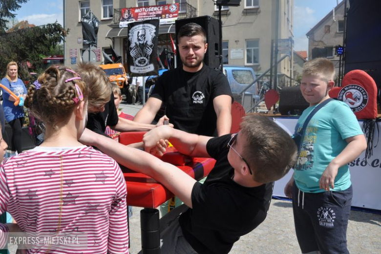 Motoserce na bardzkim rynku