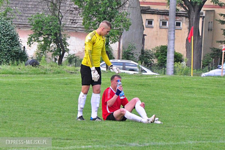 Tarnovia Tarnów 0:3 (0:1) Skałki Stolec