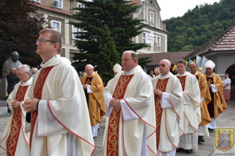 50 rocznica koronacji Figurki Matki Bożej Bardzkiej