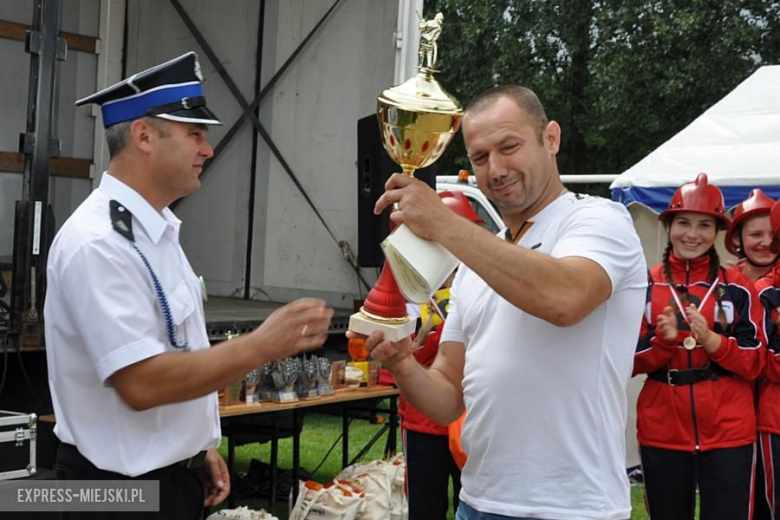 IV Zlot Starych Sikawek Strażackich w Lubnowie