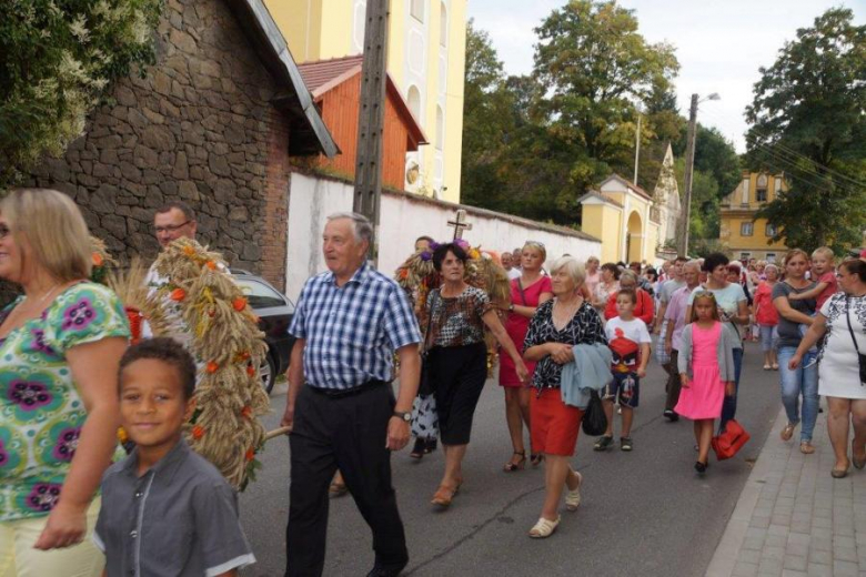 Dożynki gminne w Mąkolnie