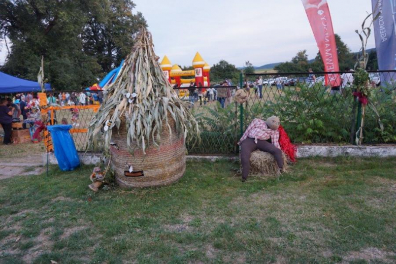 Dożynki gminne w Mąkolnie