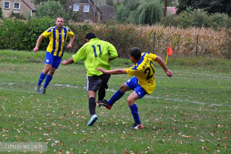 A - klasa: Cis Brzeźnica 3:1 (3:1) Inter Ożary