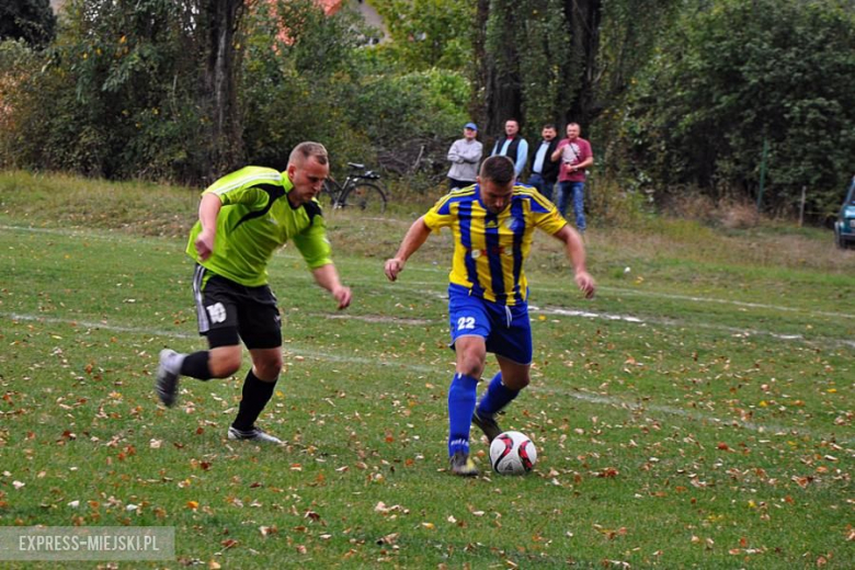 A - klasa: Cis Brzeźnica 3:1 (3:1) Inter Ożary