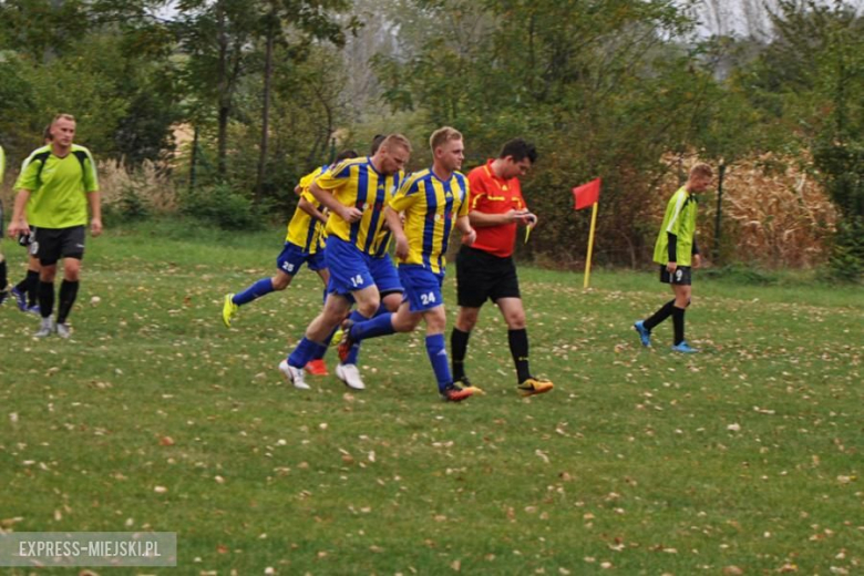 A - klasa: Cis Brzeźnica 3:1 (3:1) Inter Ożary