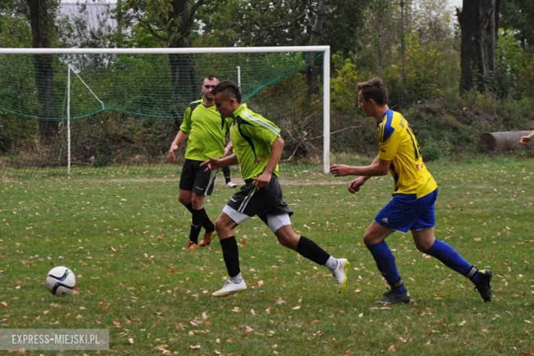 A - klasa: Cis Brzeźnica 3:1 (3:1) Inter Ożary