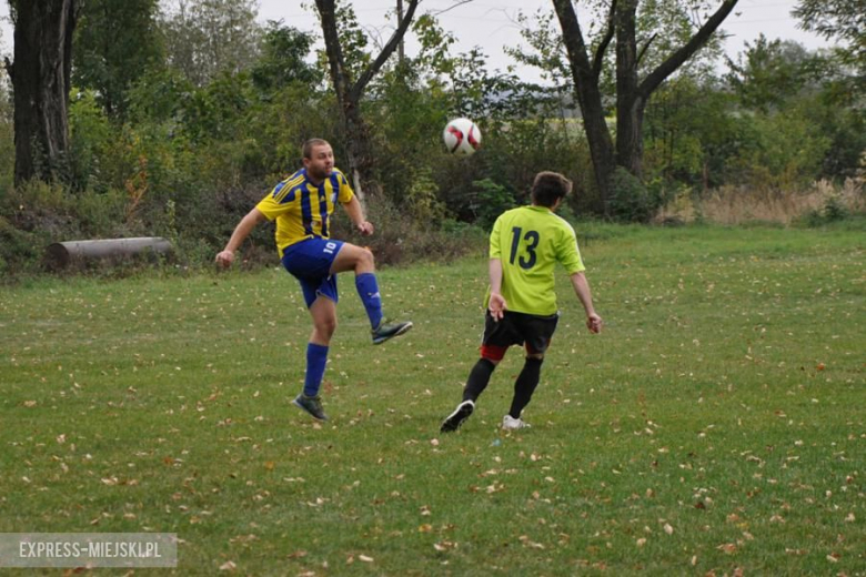 A - klasa: Cis Brzeźnica 3:1 (3:1) Inter Ożary