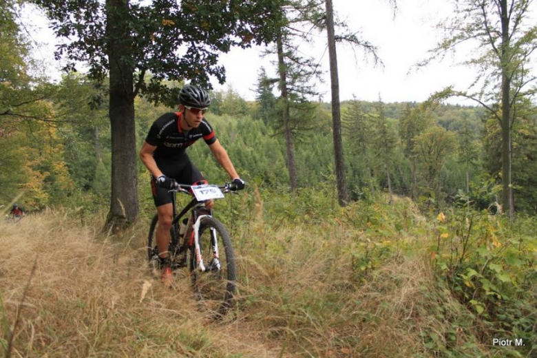 Siódma edycja Maraton MTB „Jesień w Mieście Cudów”