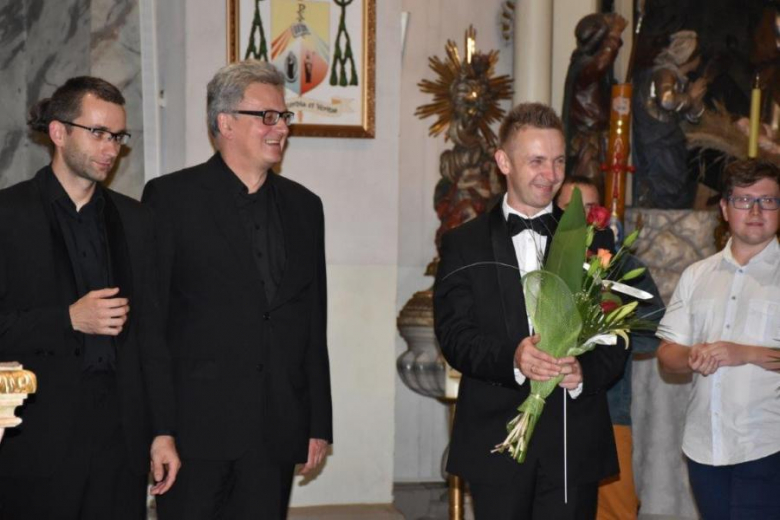 Koncert organowy w połączeniu z orkiestrą symfoniczną w bardzkiej bazylice