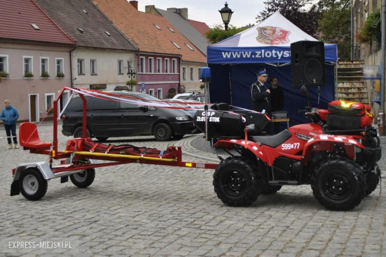 Oficjalne przekazanie quada strażakom-ochotnikom ze Złotego Stoku