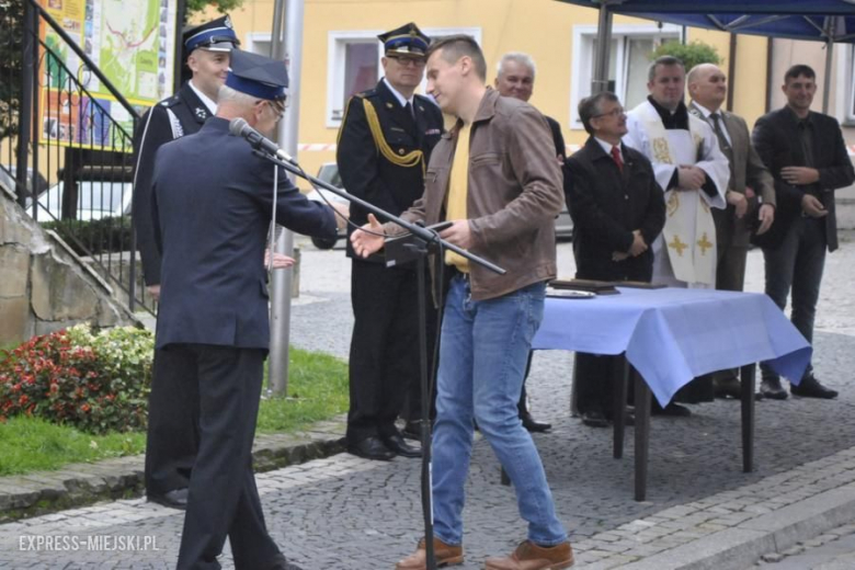 Oficjalne przekazanie quada strażakom-ochotnikom ze Złotego Stoku