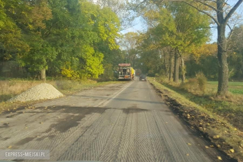 Remont drogi wojewódzkiej nr 385 z Ząbkowic Śląskich w stronę Stolca