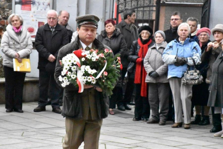 Niepodległa, niepokorna! Obchody Święta Niepodległości w Bardzie