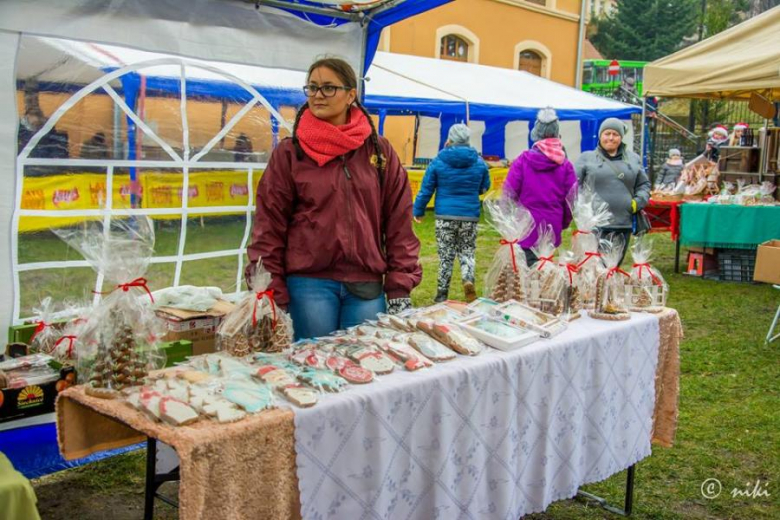 Sowiogórski Jarmark Bożonarodzeniowy w Srebrnej Górze