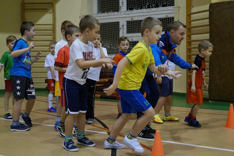 Pierwsze zajęcia i spotkanie ze św. Mikołajem w Akademii Piłkarskiej „GOAL”