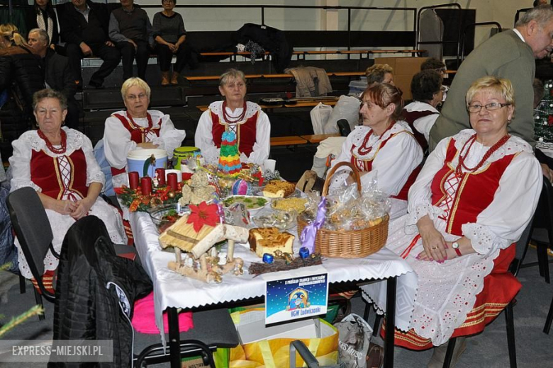 X Przegląd Tradycji i Zwyczajów Wigilijnych Przy Wigilijnym Stole w Ciepłowodach