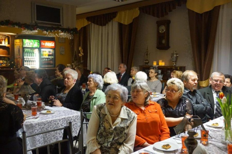 Bal karnawałowy seniorów w Złotym Stoku