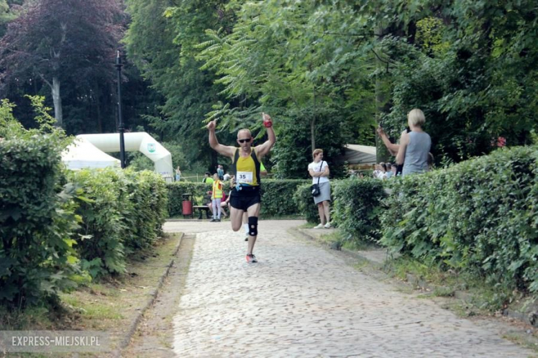 Pierwszy z trzech biegów w ramach cyklu pn. Grand Prix Ziemi Ząbkowickiej 3xZ. W niedzielę prawie 150 biegaczy wystartowało w Ziębicach