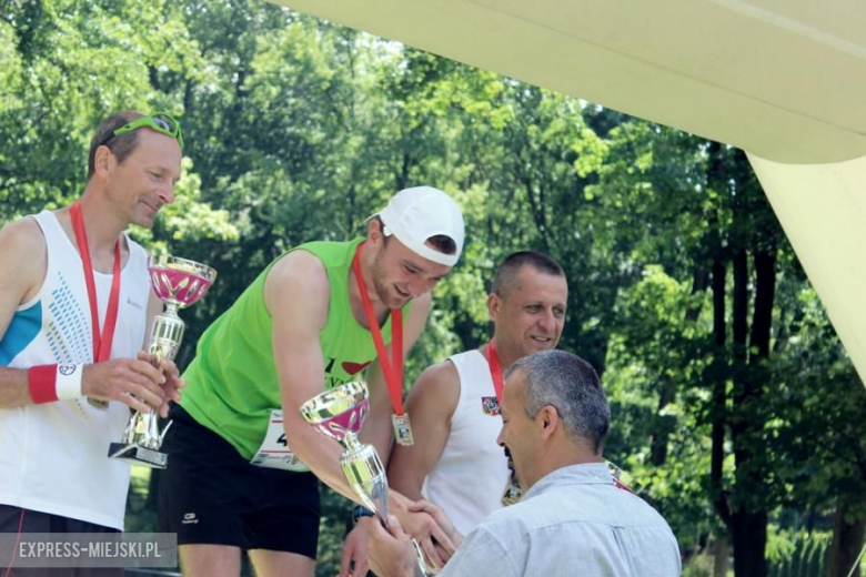 Pierwszy z trzech biegów w ramach cyklu pn. Grand Prix Ziemi Ząbkowickiej 3xZ. W niedzielę prawie 150 biegaczy wystartowało w Ziębicach