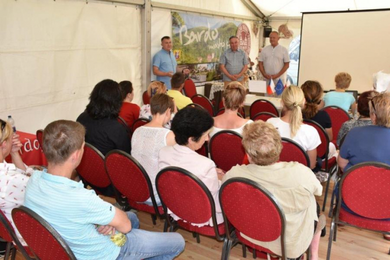 Piernikowe Miasto Cudów  - konferencja w Bardzie