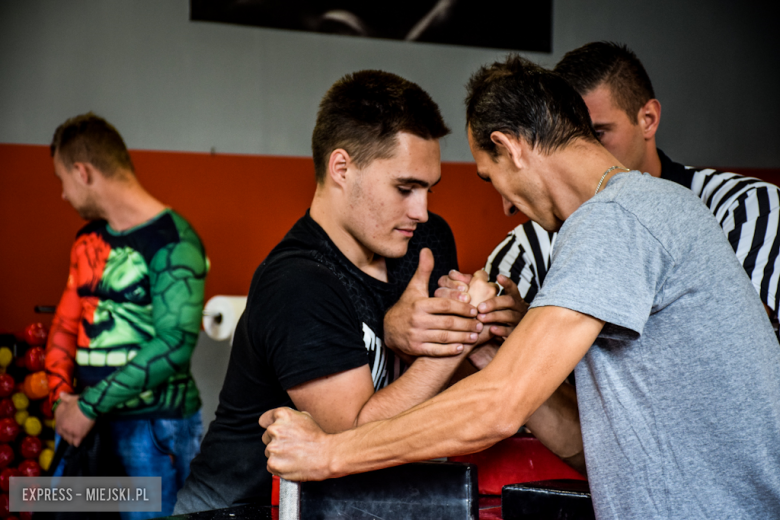 Armwrestling w Fit Fabryce. Znamy najlepszych