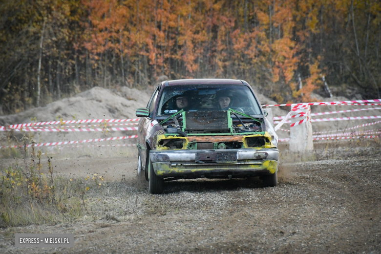 Na terenie kopalni ścigali się wrakami. V edycja Wrack Race Pilce 