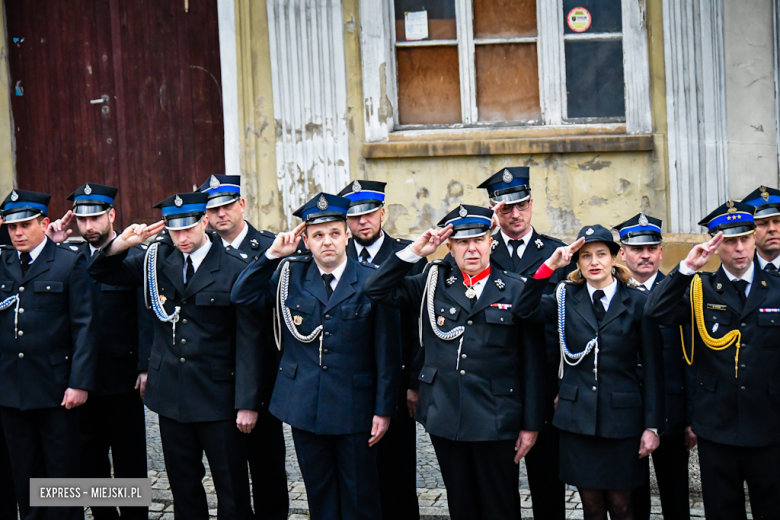 Oficjalne przekazanie nowego wozu strażakom-ochotnikom ze Złotego Stoku