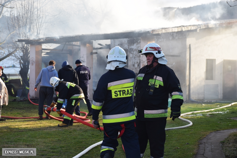 Pożar budynku gospodarczego w Brzeźnicy