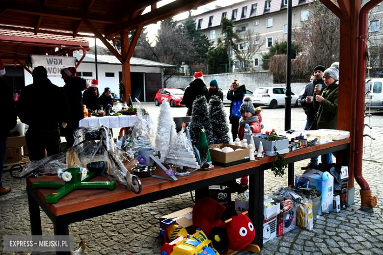 Bożonarodzeniowy jarmark w Ziębicach 