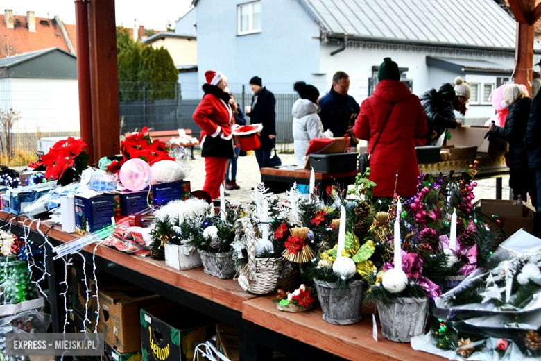 Bożonarodzeniowy jarmark w Ziębicach 