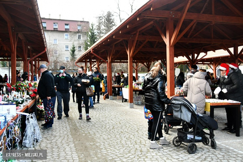 Bożonarodzeniowy jarmark w Ziębicach 