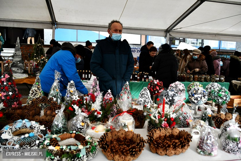 Świąteczny klimat podczas jarmarku w Ząbkowicach Śląskich [foto]