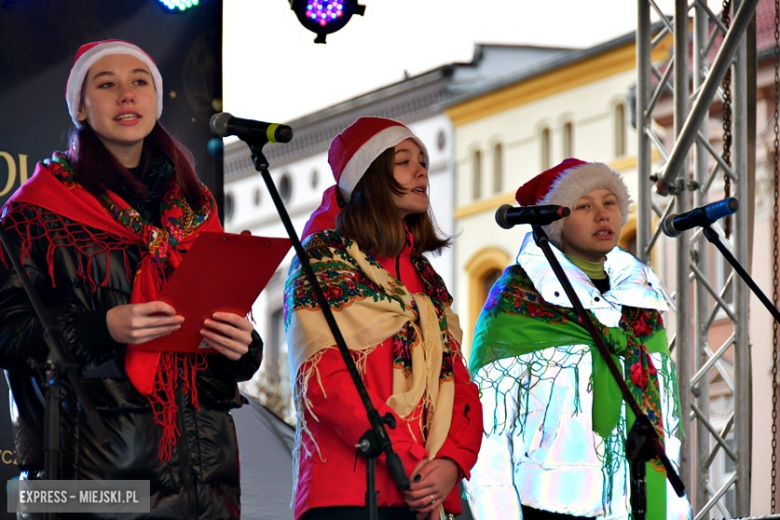 Świąteczny klimat podczas jarmarku w Ząbkowicach Śląskich [foto]