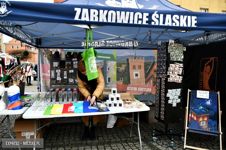 Świąteczny klimat podczas jarmarku w Ząbkowicach Śląskich [foto]