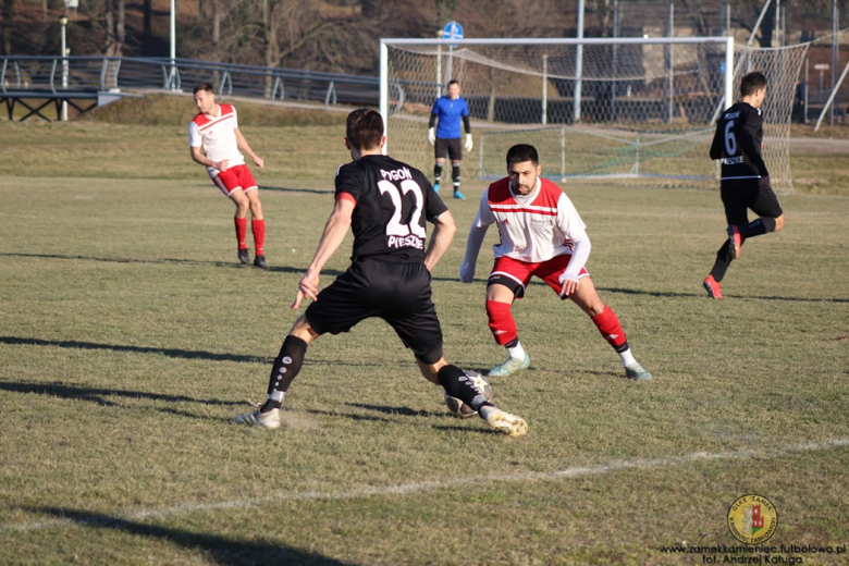 Klasa okręgowa: Zamek Kamieniec Ząbkowicki 4:0 (2:0) Pogoń Pieszyce