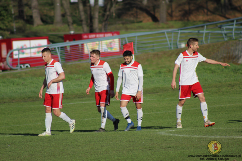 Klasa okręgowa: Zamek Kamieniec Ząbkowicki 3:0 (2:0) Kryształ Stronie Śląskie