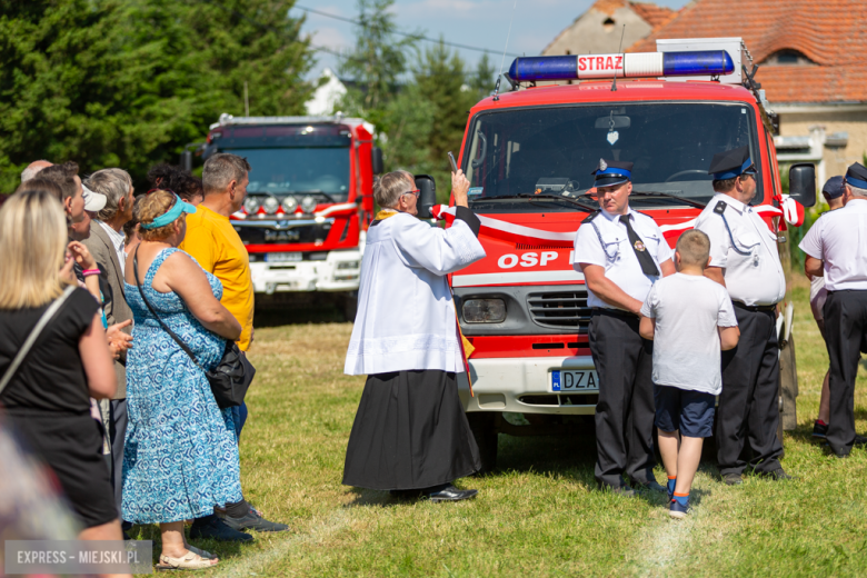 Oficjalne przekazanie pojazdu ratowniczo-gaśniczego dla OSP Lutomierz