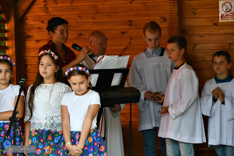 Dożynki Gminy Bardo w Dzbanowie 