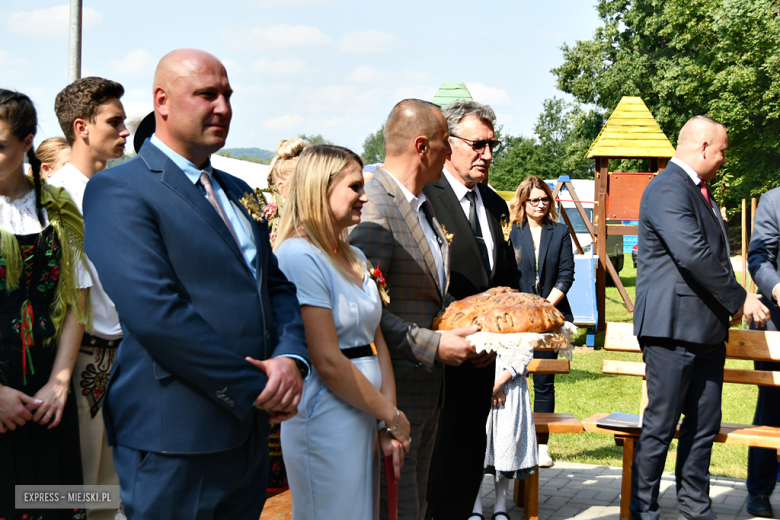 Dożynki Gminy Bardo w Dzbanowie 