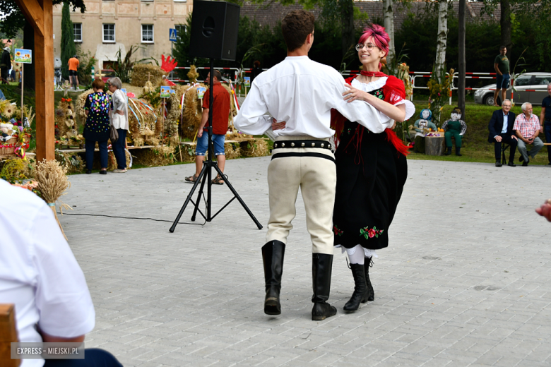 Dożynki Gminy Bardo w Dzbanowie 