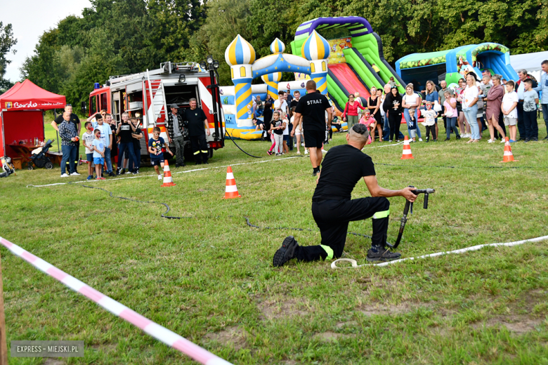 Dożynki Gminy Bardo w Dzbanowie 