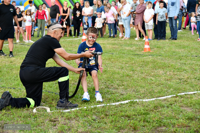 Dożynki Gminy Bardo w Dzbanowie 