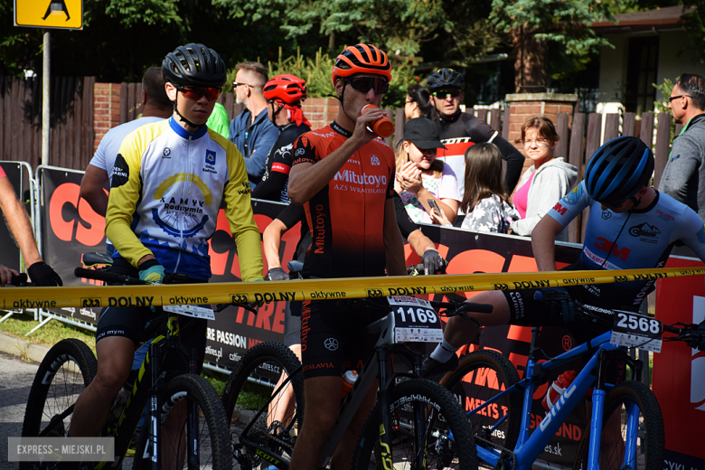 Mistrzostwa Polski MTB w Bardzie. Kilkuset zawodników na starcie