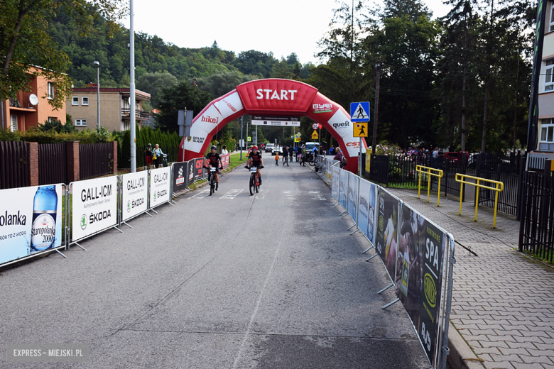 Mistrzostwa Polski MTB w Bardzie. Kilkuset zawodników na starcie