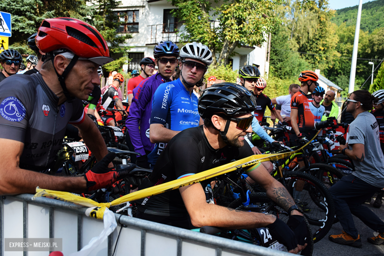 Mistrzostwa Polski MTB w Bardzie. Kilkuset zawodników na starcie