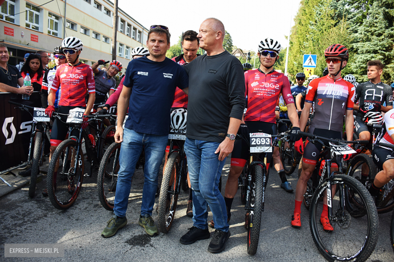 Mistrzostwa Polski MTB w Bardzie. Kilkuset zawodników na starcie