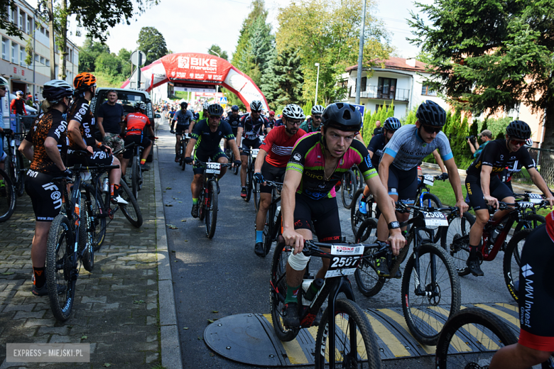 Mistrzostwa Polski MTB w Bardzie. Kilkuset zawodników na starcie