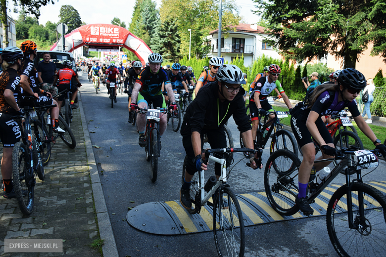 Mistrzostwa Polski MTB w Bardzie. Kilkuset zawodników na starcie