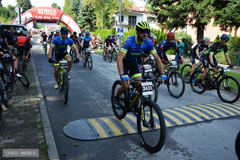 Mistrzostwa Polski MTB w Bardzie. Kilkuset zawodników na starcie