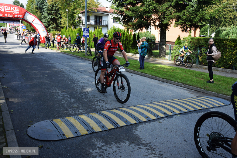 Mistrzostwa Polski MTB w Bardzie. Kilkuset zawodników na starcie